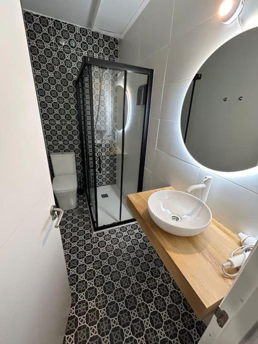 Apartamento Recien Reformado Con 5 Habitaciones Y 3 Banos マドリード エクステリア 写真